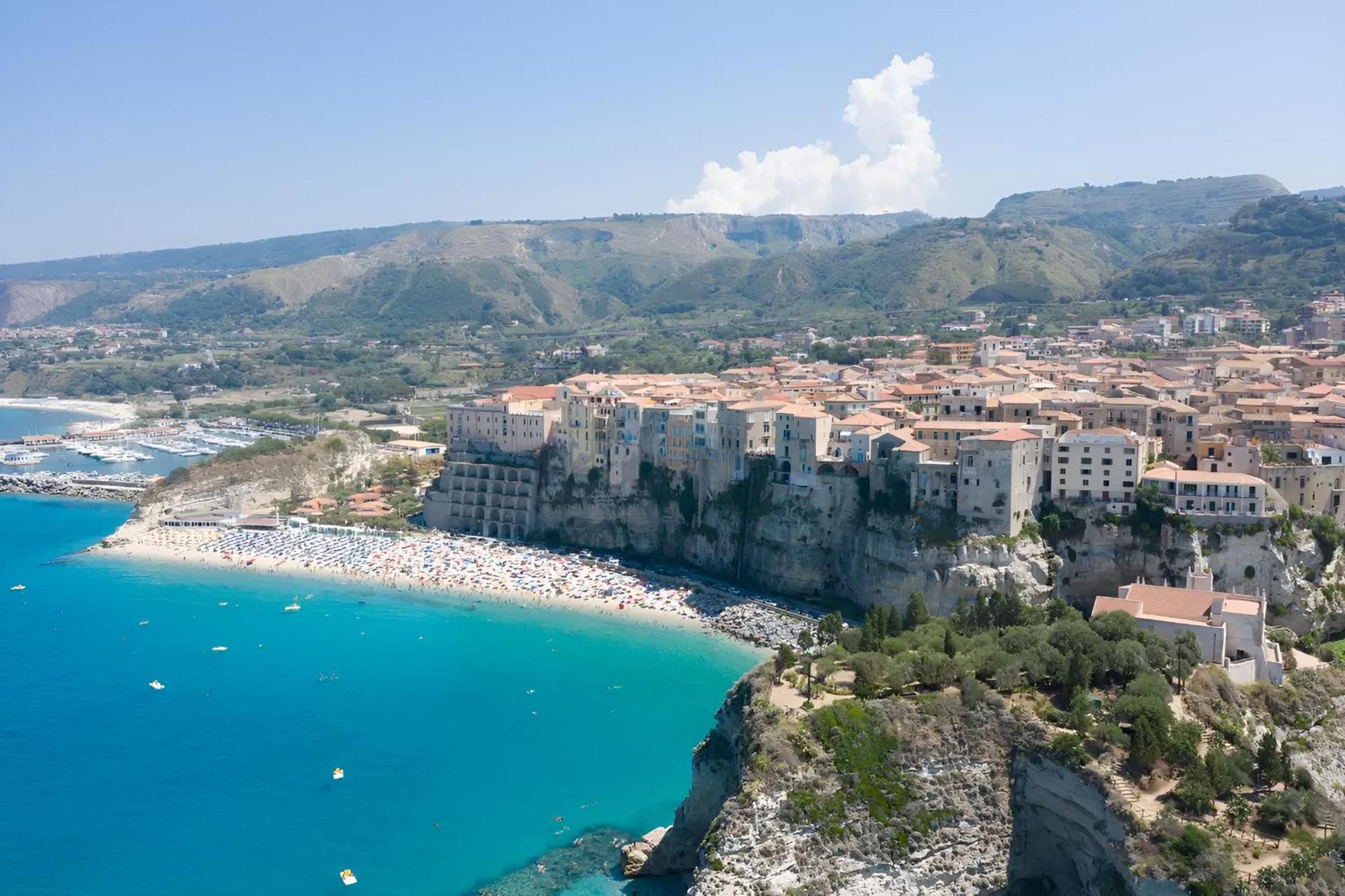 Modern Apt Reventino - Le Lincelle, Lamezia Sant'Eufemia Lamezia Exterior photo